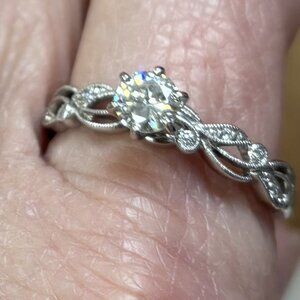 14K white gold floral diamond engagement ring Sz 10